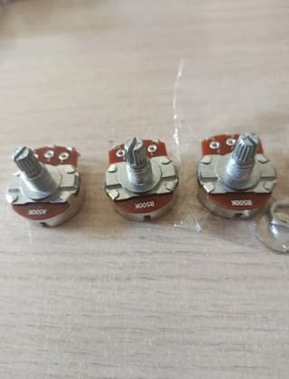 Guitar big pots