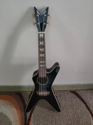 Dean Guitars Ukulele ML CBK w/ Preamp (2022)