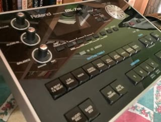 ΖΗΤΕΙΤΑΙ Roland bk-7m