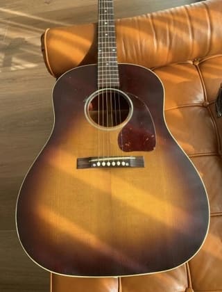 Gibson J-45 Murphy Lab Light Aged