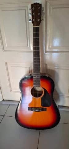 Fender CD-60 V3 Dreadnought Sunburst 