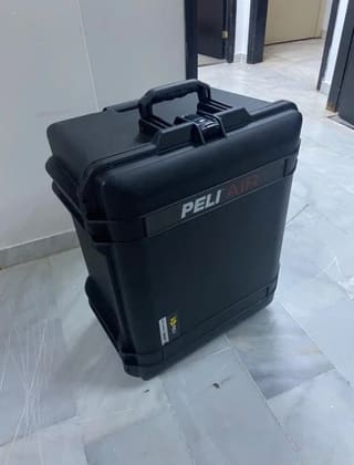 Peli Air 1607 with divider inlay.