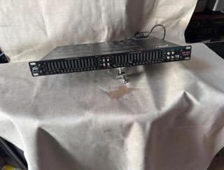 Peavey EQ 215 Professional Stereo Graphic Equalizer USA