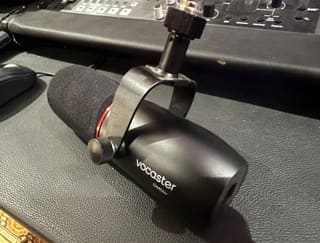 Focusrite Vocaster DM14v Dynamic Cardioid XLR Podcastin