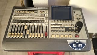 Roland VS-1824 Digital Workstation με CD-RW