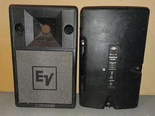 3 Electro Voice S200