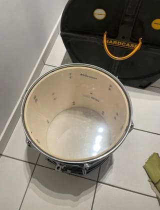 Millenium Bass Drum και Floor Tom