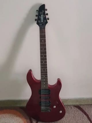 Yamaha RGX121Z 2010