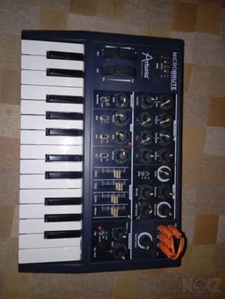 Arturia Microbrute