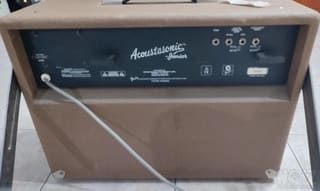 Fender Acoustasonic 80W.