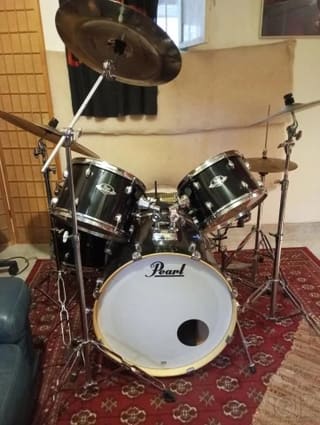 Pearl Export 22'' Drum Set + Zultan Rock