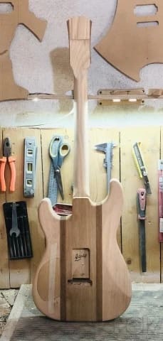 Strat style body-neck set
