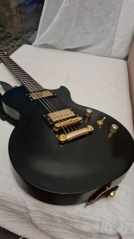 Baritone Les Paul Epiphone