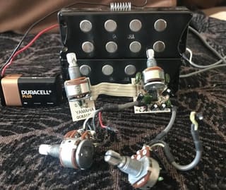 Yamaha humbuckers active preamp για μπασ