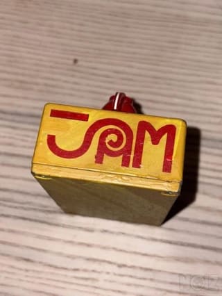 JAM rooster
