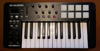 M-Audio Oxygen 25 MK4 Midi Controller