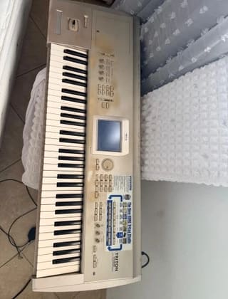 Korg Triton Studio 61’