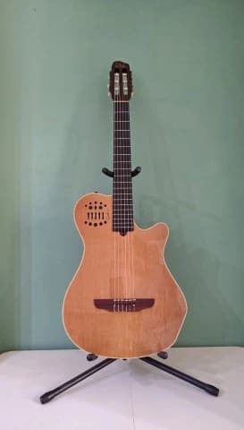 Godin Multiac Grand Concert SA