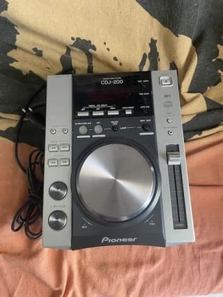 Pioneer CDJ200