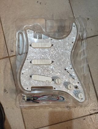 EMG SA πλήρες σετ pickguard