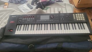 Roland Fa 06