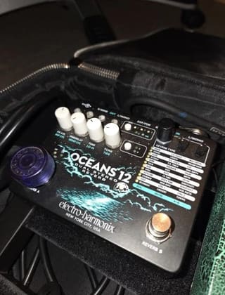 Electro-Harmonix Oceans 12 + Triple footswitch 