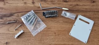 Aνταλλακτικά - Strat parts bridge pickups pots etc.