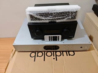 Audiolab 7000N Play KAI Audiolab M DAC PLUS