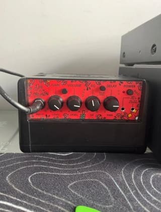 Blackstar FLY3 amp skull