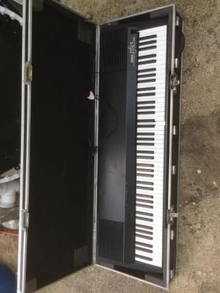 Βαρυκεντρικό πιάνο Yamaha pf 85