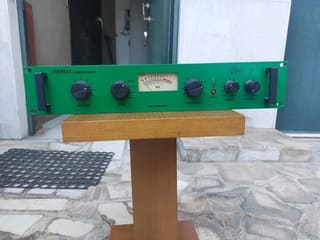 Joe Meek stereo compressor