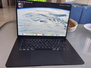 MacBook M4