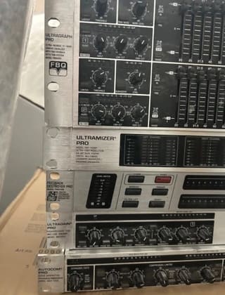 Behringer επεξεργαστές,αυτοενισχυομενα ηχεία,παθητικα