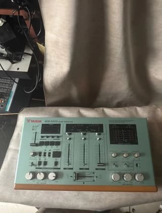 DJ Mixer Vestax MW-3000 Mixing Workstation