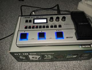 Boss GT-1B