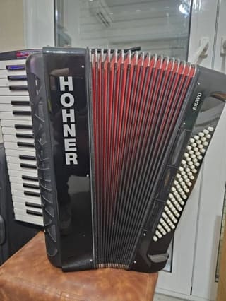 Hohner Bravo III 80