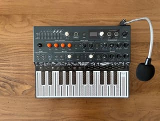 Arturia Microfreak V1 με μικρόφωνο (vocoder)