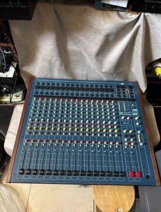 Vintage Αναλογική Κονσόλα Μίξης Allen & Heath SR-16