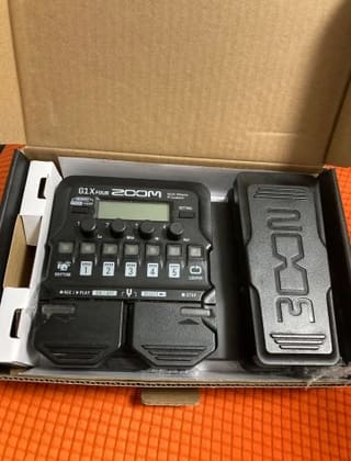 Zoom G1X four guitar multi effects pedal