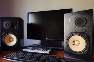 Yamaha NS-10M Studio