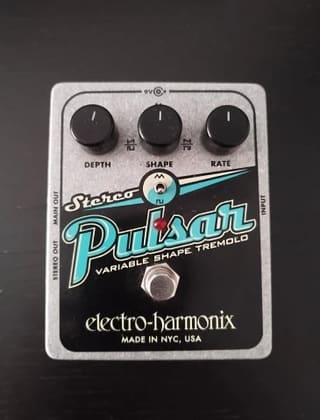 Electro-Harmonix Stereo Pulsar Tremolo