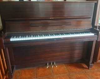 Piano Young Chang U121