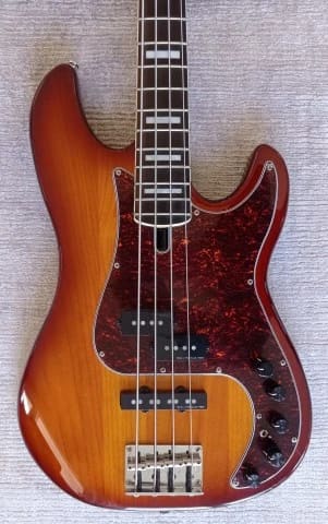 Sire Marcus Miller P7 (2nd Gen) – 3-Tone