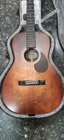 Eastman E1P LTD Bluesmaster Adirondack Top