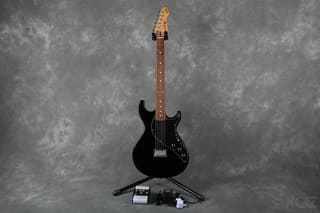 Line 6 Variax 300 Guitar