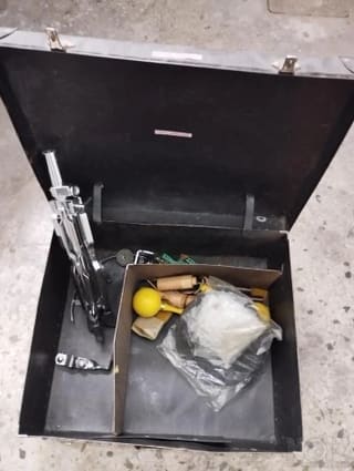 Βαλίτσα κρουστών και εξαρτημάτων της Pre