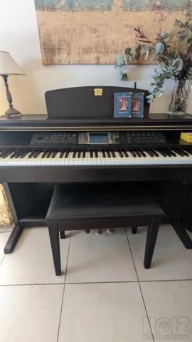 Πιάνο Yamaha Clavinova CVP204
