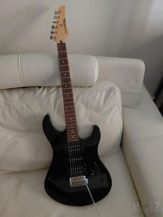 κιθάρα Yamaha Tourgear