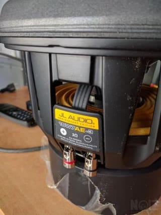 JL Audio 10W7AE - 3 subwoofer