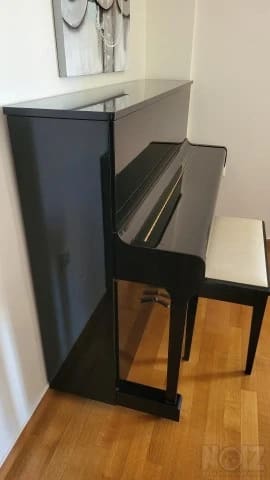 Πιανο ορθιο YAMAHA